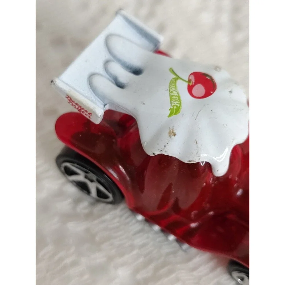 Hot Wheels Dessert Drifter Translucent Red Gelatin Sundae Diecast Car 1:64 Scale